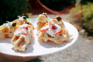 Buffalo Botanical Gardens Elopement Photographer